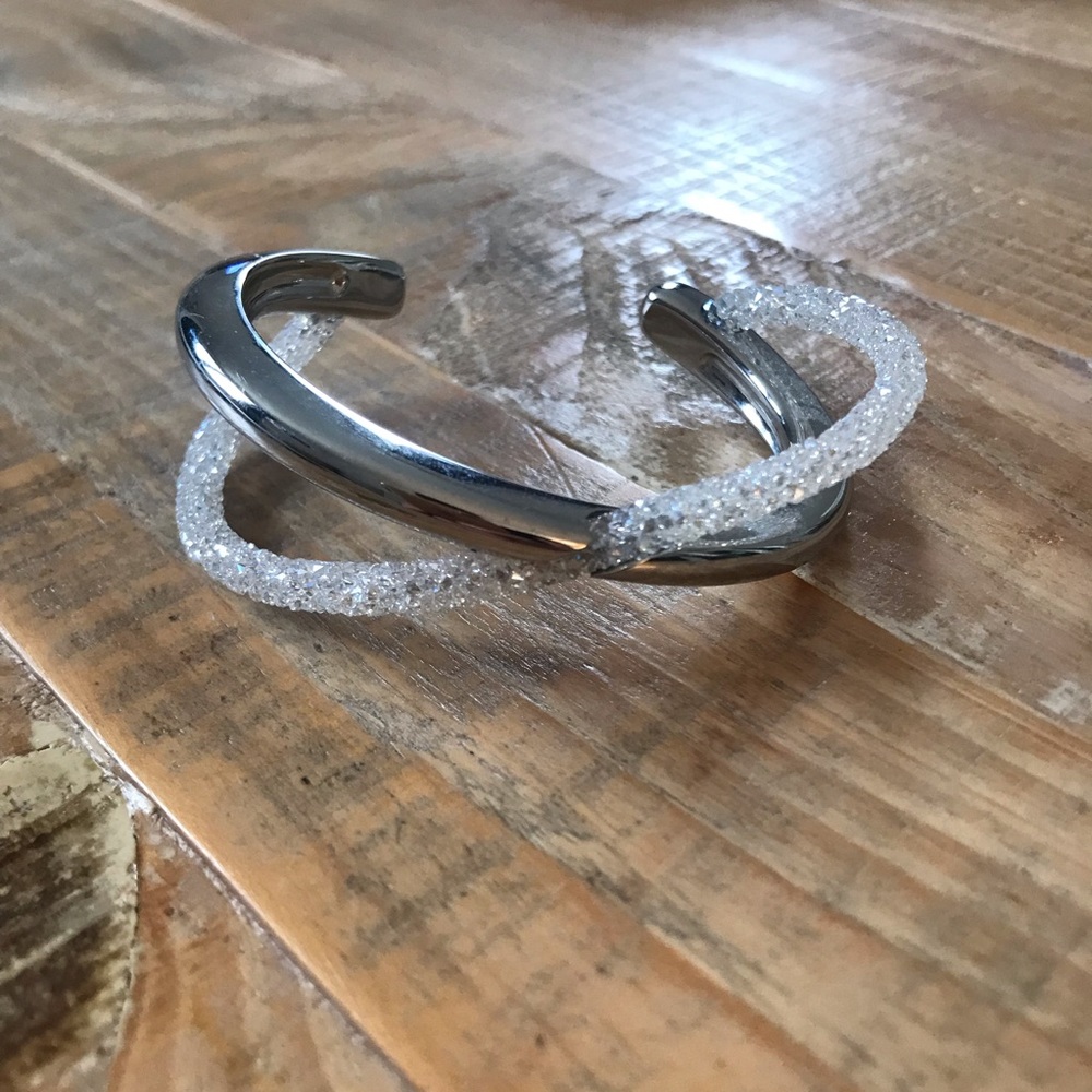 Crystaldust Criss Cross bracelet